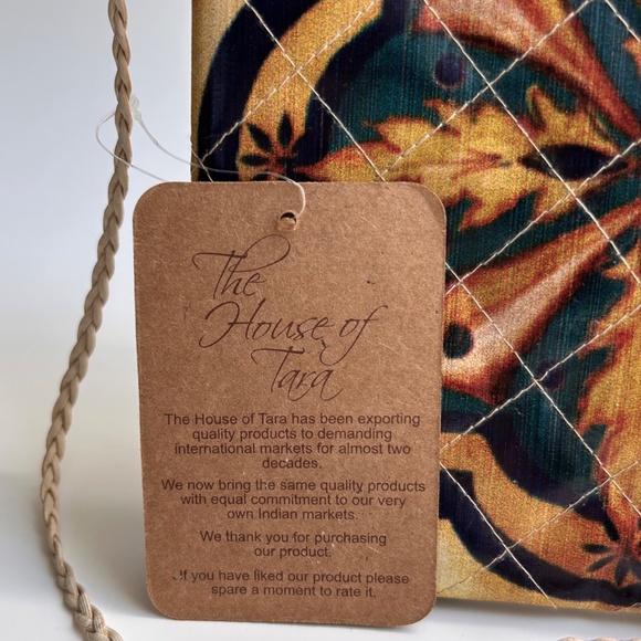NWT The House of Tara Crossbody Bag - Picture 2 of 11